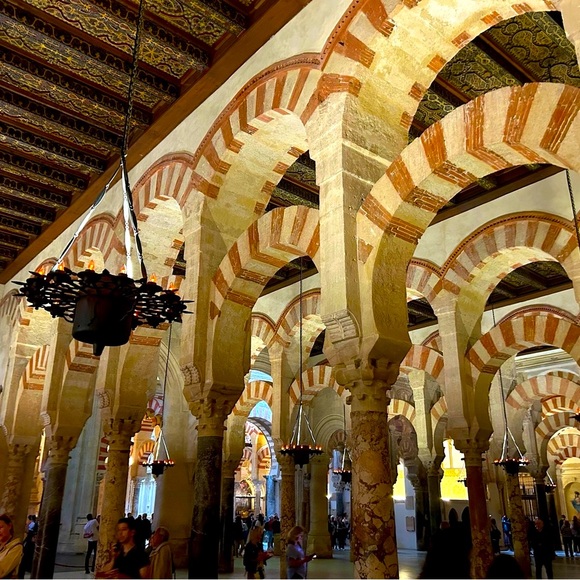 Meet your Posher, - Picture 2 of 12